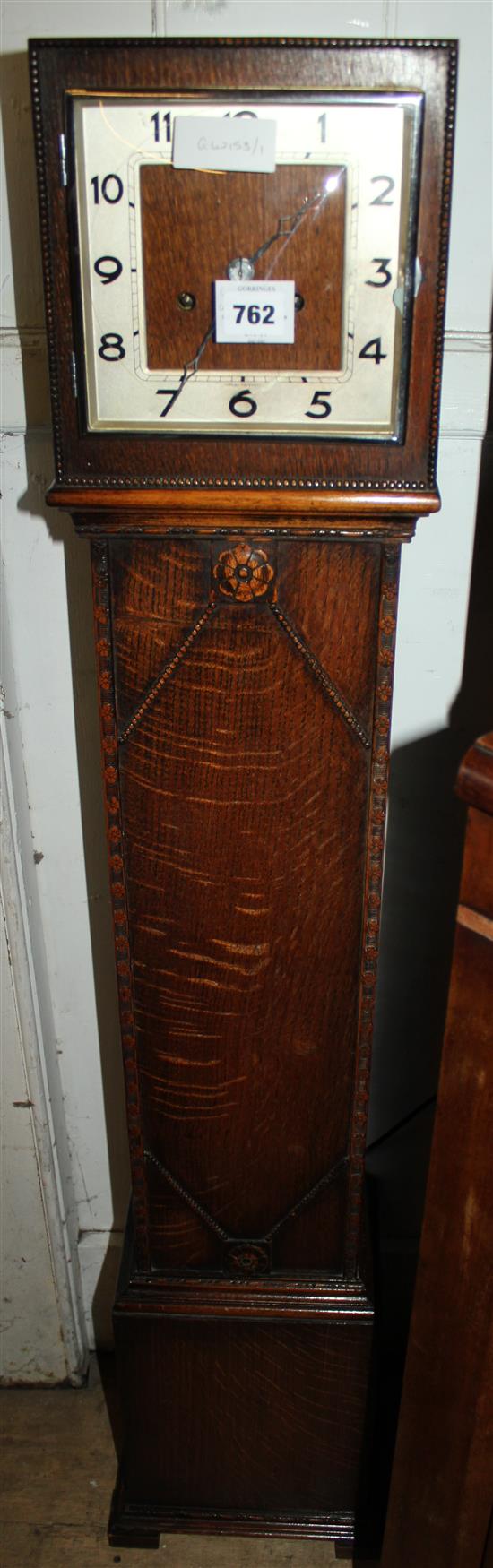 Oak grandmother clock(-)